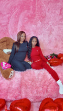 Load image into Gallery viewer, Lavishh Rose Set
