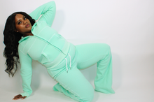 Load image into Gallery viewer, Lavishh Mint Set
